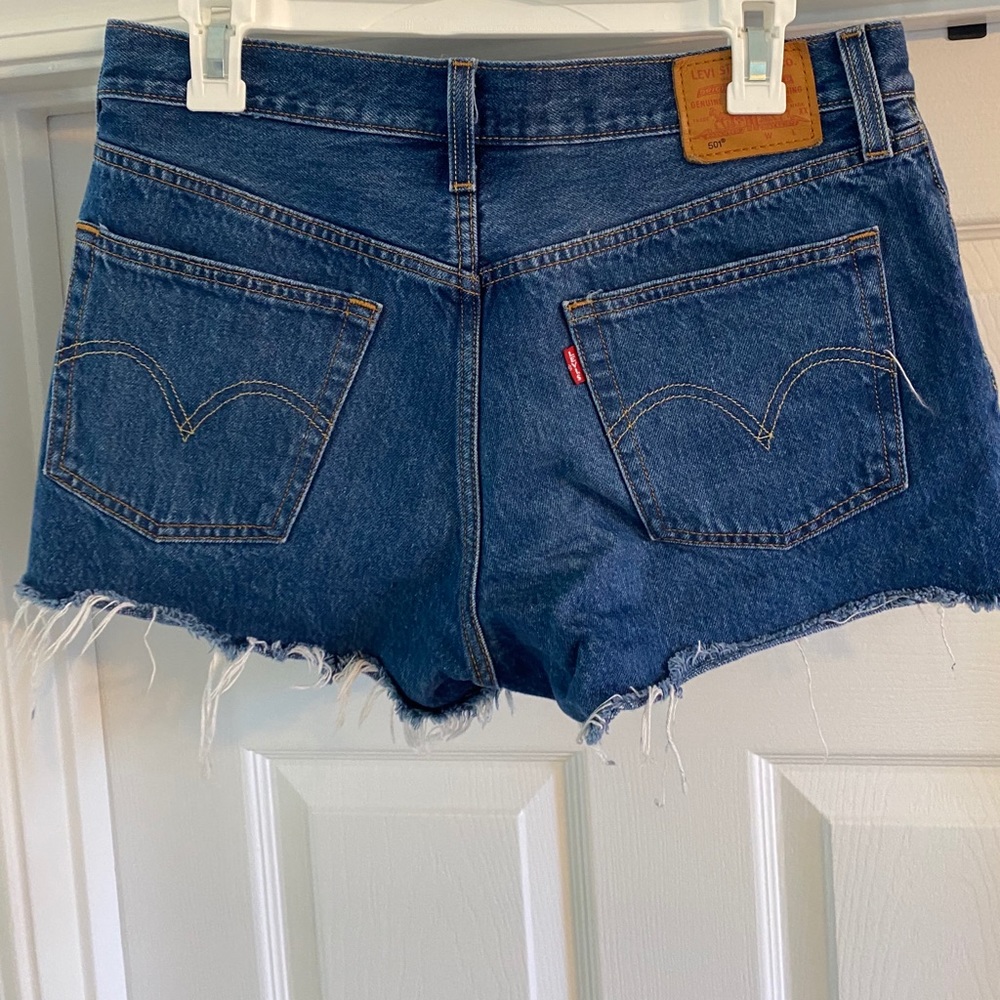 LEVI’s denim shorts